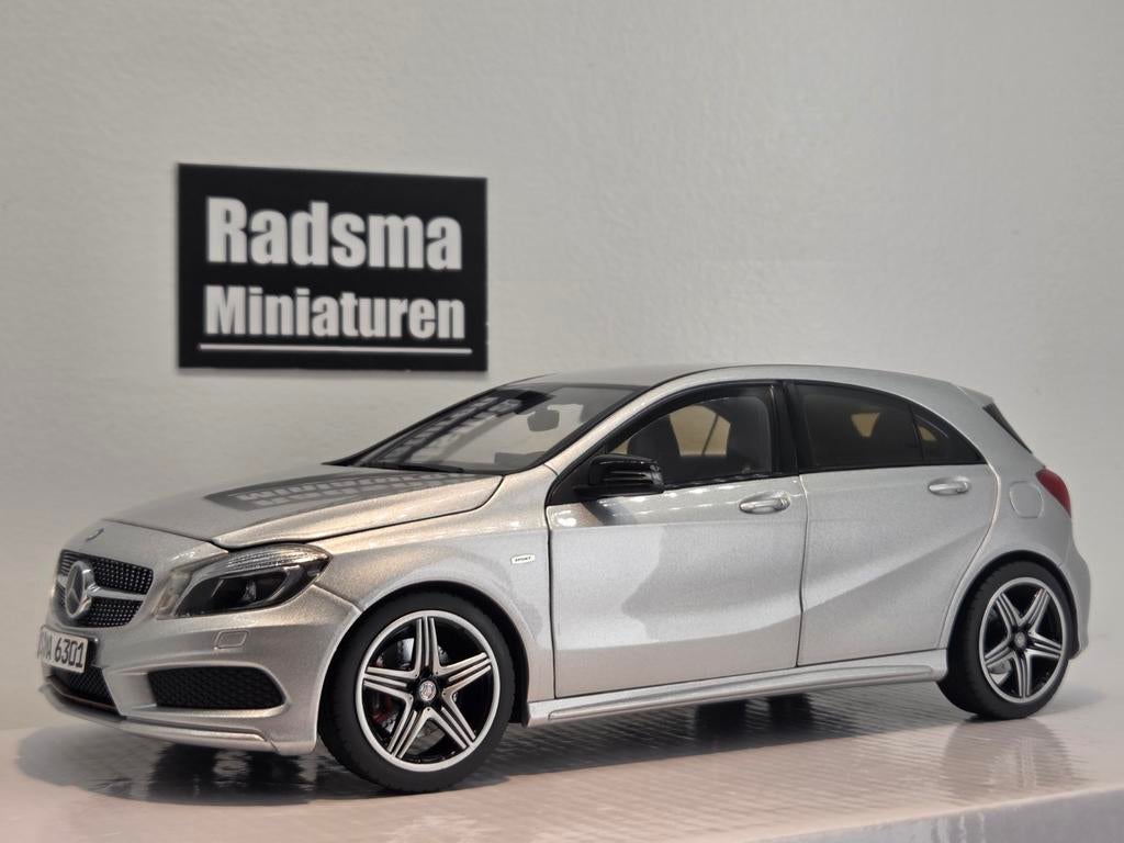 Mercedes-Benz A-Klasse AMG-Line W176 Silver - 1:18 Norev, Hobby en Vrije tijd, Modelauto's | 1:18, Auto, Norev, Ophalen of Verzenden