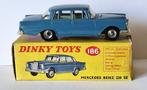 Dinky Toys Meccano (England) 186 Mercedes Benz 220SE, Verzenden, Zo goed als nieuw, Auto, Dinky Toys
