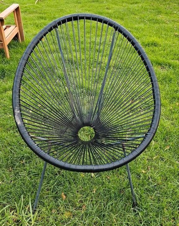 Zwarte Tuinstoel - Relaxen in Stijl!, Huis en Inrichting, Stoelen, Gebruikt, Eén, Kunststof, Metaal, Zwart, Ophalen of Verzenden