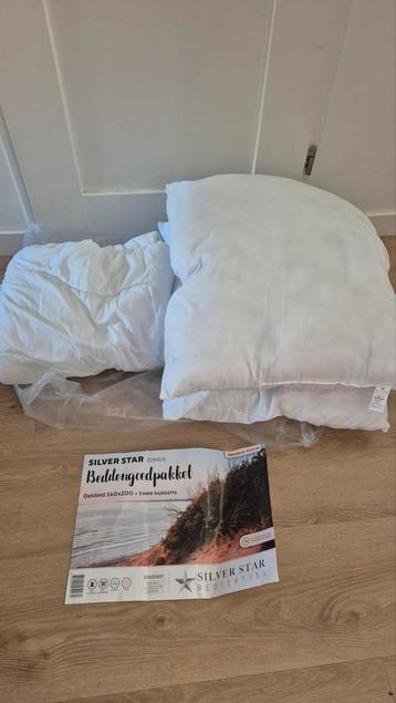 Nieuw Zilverstar Beddengoed - Dekbed & Kussens beschikbaar voor biedingen