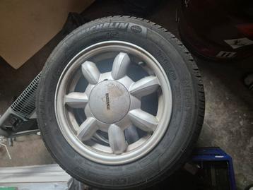 Banden met Velgen van Mazda mx5 1990 beschikbaar voor biedingen