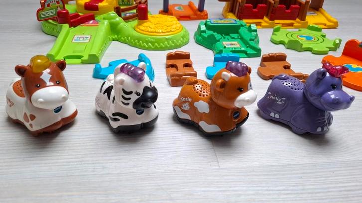 Vtech boerderij, inclusief 4 diertjes., Kinderen en Baby's, Speelgoed | Vtech, Zo goed als nieuw, 6 maanden tot 2 jaar, Ophalen of Verzenden
