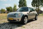 Mini 1.6 16V Cooper 2007 Grijs, Auto's, Voorwielaandrijving, Stof, 4 cilinders, 4 stoelen