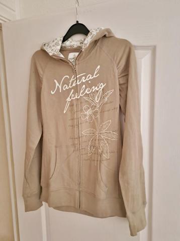 Leuk licht bruin meisjes vest met print maat 170/176 beschikbaar voor biedingen