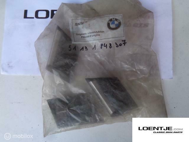 Stootlijst achterscherm links BMW e23 nieuw nos 745i 735i et, Auto-onderdelen, Carrosserie en Plaatwerk, BMW, Gebruikt, Ophalen of Verzenden