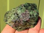Robijn in Zoisiet ruw Tanganyika artstone mineralen, Ophalen of Verzenden, Mineraal
