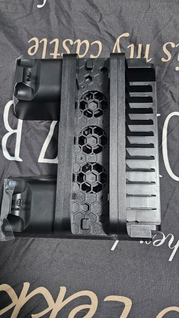 PS4 Cooling Stand - Multifunctioneel, Spelcomputers en Games, Games | Sony PlayStation 4, Nieuw, Ophalen