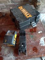 DeWalt kruislijnlaser DW088 met statief DE0881T-XJ, Ophalen of Verzenden, Zo goed als nieuw