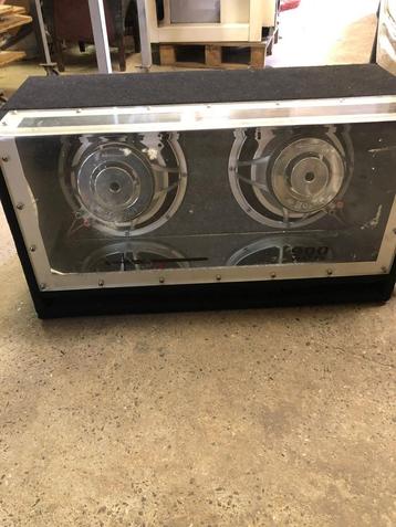 Subwooferkast 900W + Alpine versterker + LED-verlichting beschikbaar voor biedingen