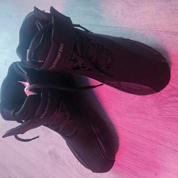 Kinder motor schoenen maat 36, nog nieuw.  beschikbaar voor biedingen