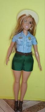 Barbie park ranger curvy, Verzamelen, Poppen, Ophalen of Verzenden, Zo goed als nieuw, Pop