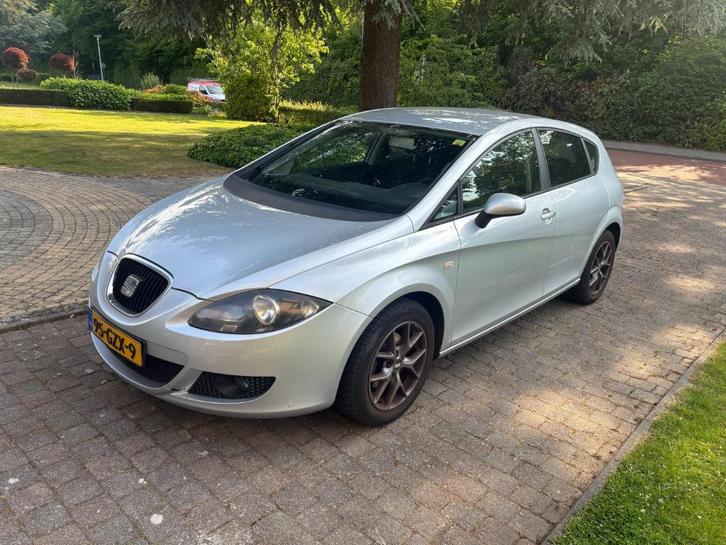 Seat Leon 1.6 75KW 2008 Grijs, Auto's, Seat, Particulier, Leon, ABS, Airbags, Airconditioning, Centrale vergrendeling, Cruise Control