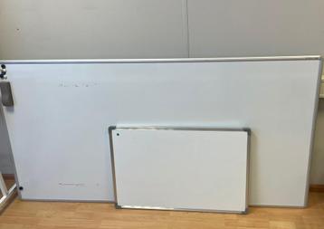Whiteboard + Magneetbord ineen beschikbaar voor biedingen