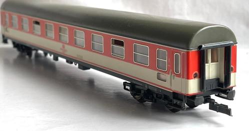 Röwa H0 3212: Trix Express Sneltreinrijtuig 1e Klasse van de, Hobby en Vrije tijd, Modeltreinen | H0, Zo goed als nieuw, Wagon
