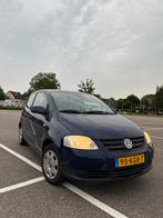 Volkswagen Fox 1.4 55KW 2010 Blauw, Auto's, Voorwielaandrijving, 15 km/l, 74 pk, Origineel Nederlands