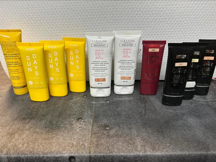 Pupa en collistar producten zgan, Sieraden, Tassen en Uiterlijk, Uiterlijk | Cosmetica en Make-up, Zo goed als nieuw, Gehele gezicht