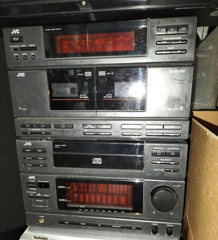 2x Stereo torens (JVC, Sharp) ongetest!, Audio, Tv en Foto, Stereo-sets, Gebruikt, Cassettedeck, Cd-speler, Tuner of Radio, Overige merken