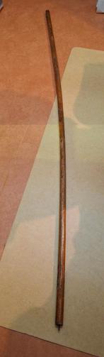 Houten trapleuning 2.46 meter, Ophalen, Gebruikt, Trap, 2 tot 4 meter