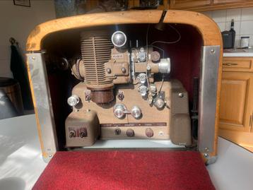 Bell & Howell model 621 beschikbaar voor biedingen