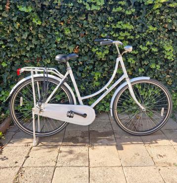 Witte meisjes fiets Gazelle highlander.  26inch beschikbaar voor biedingen