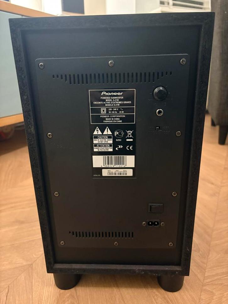 Pioneer Subwoofer S-21W Zwart – Krachtige Bas, Computers en Software, Computerbehuizingen, Zo goed als nieuw, Ophalen
