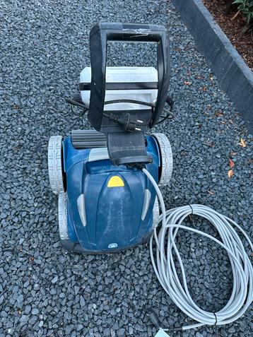 Zodiac Vortex RV5300 4WD Zwembadrobot beschikbaar voor biedingen