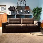 Moderne 3 zits bank bruin Room108 230x98cm, Huis en Inrichting, Banken | Bankstellen, Ophalen, Minder dan 75 cm, Driepersoons