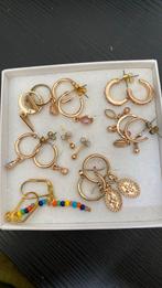 8 paar goudkleurige oorbellen, Overige materialen, Gebruikt, Ophalen of Verzenden, Knopjes of Stekers