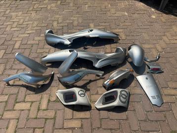 Gilera Runner kappenset fx grijs beschikbaar voor biedingen