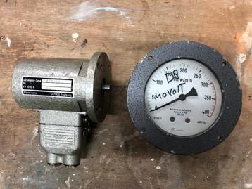 Originele toerenteller Industrie motor type D8 beschikbaar voor biedingen