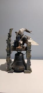 Assassins creed Altaïr statue belltower, Verzamelen, Beelden en Beeldjes, Ophalen of Verzenden, Zo goed als nieuw, Mens