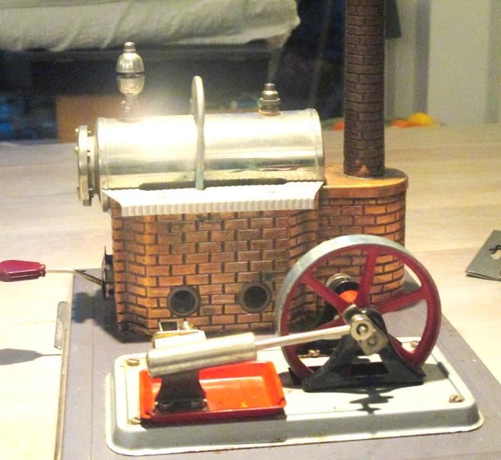Stoommachine D105, Antiek en Kunst, Antiek | Speelgoed, Verzenden
