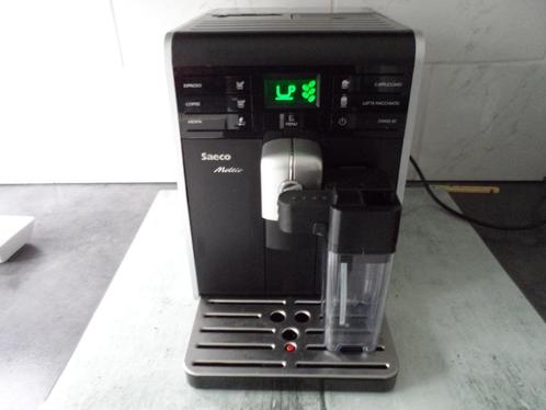 koffie machine saeco moltio, Witgoed en Apparatuur, Koffiezetapparaten, Gebruikt, Koffiebonen, Koffiemachine, 2 tot 4 kopjes, Afneembaar waterreservoir