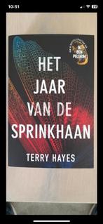 Het jaar van dd sprinkhaan Terry Hayes, Ophalen of Verzenden, Zo goed als nieuw, Nederland