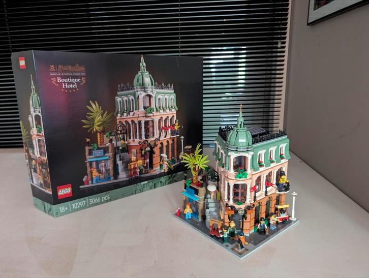 Lego Boetiekhotel 10297, Kinderen en Baby's, Speelgoed | Duplo en Lego, Zo goed als nieuw, Lego, Complete set, Ophalen