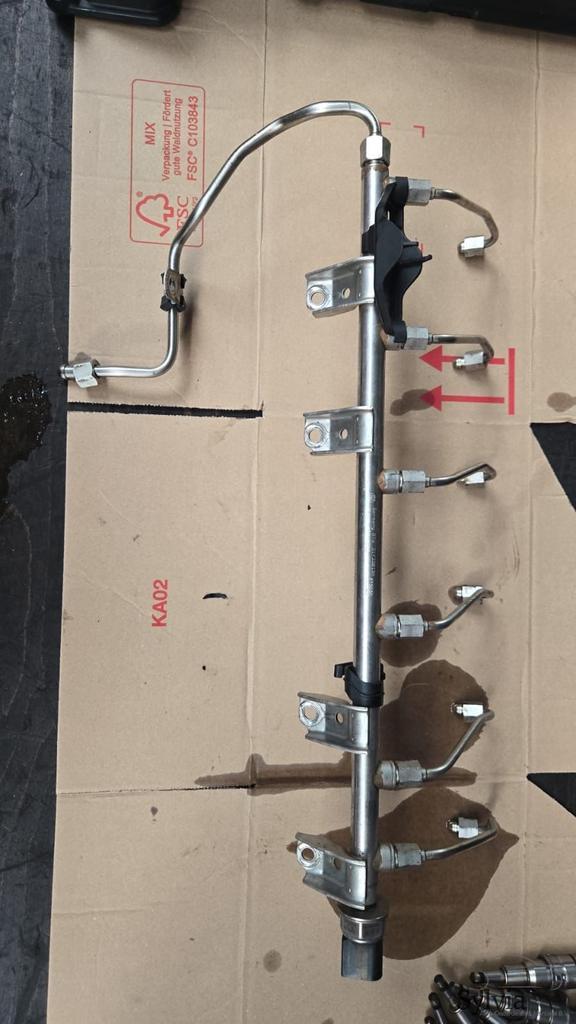 Injectie rail brandstof gallerij N54 BMW 3 / 5 / 7 / X6 / Z4, Auto-onderdelen, Brandstofsystemen, Gebruikt, Ophalen of Verzenden
