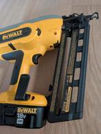 DeWalt Tacker met 2 accus, Doe-het-zelf en Verbouw, Gereedschap | Overige machines, Ophalen of Verzenden, Zo goed als nieuw