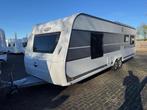 LMC Exquisit 695 VIP 2015 | Queensbed, Caravans en Kamperen, Schokbreker, Bedrijf, Treinzit, 6 tot 7 meter