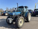 New Holland 8240, De Blaauw Heerenveen BV, T.deblaauw@deblaauw.nl, Wetterwille 15A, 8447GB Heerenveen, NL