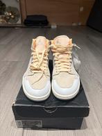 Air Jordan 1 Mid Inside Out Maat 8, Kleding | Dames, Schoenen, Ophalen of Verzenden, Zo goed als nieuw, Beige, Sneakers of Gympen