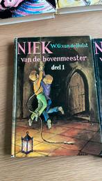 Niek van de bovenmeester deel 1 en 2 W.G. van de Hulst, Gelezen, Ophalen of Verzenden, Fictie algemeen