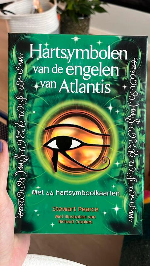 Stewart Pearce - Hartsymbolen van de engelen van Atlantis, Boeken, Esoterie en Spiritualiteit, Zo goed als nieuw, Overige typen