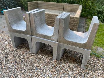 U-element beton lichtgrijs beschikbaar voor biedingen