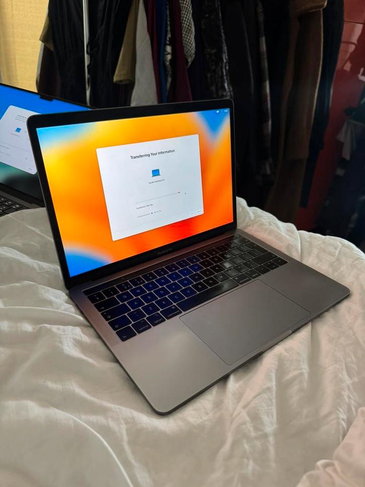 MacBook Pro (13 inch, 2018) Intel Core i5 8GB/256GB Touchbar, Computers en Software, Apple Macbooks, Gebruikt, MacBook Pro, 13 inch