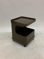 Joe colombo krantenbak, Ophalen, Gebruikt