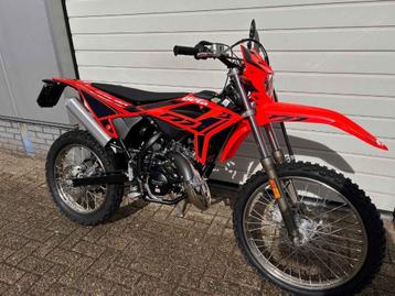 Beta RR Enduro 50 E5 Rood 2 jaar garantie | Direct leverbaar beschikbaar voor biedingen