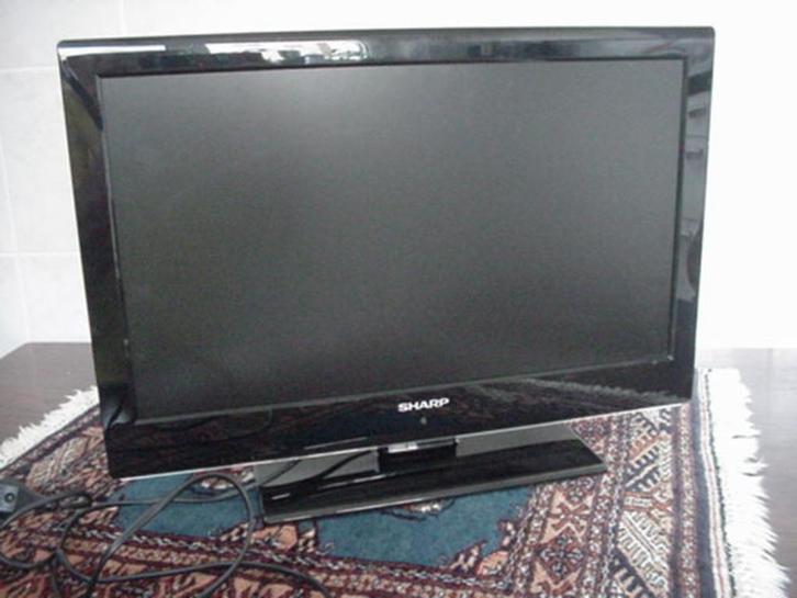 22"-televisie met ingebouwde DVD-speler en ophangbeugel, Audio, Tv en Foto, Televisies, Zo goed als nieuw, LED, 40 tot 60 cm, Full HD (1080p)