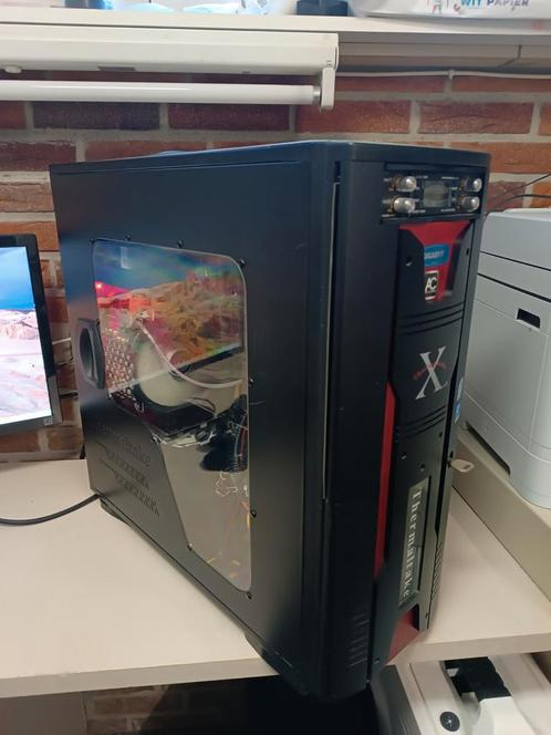 Starter gaming pc, Spelcomputers en Games, Spelcomputers | Sony PlayStation 4, Zo goed als nieuw, Original, Ophalen