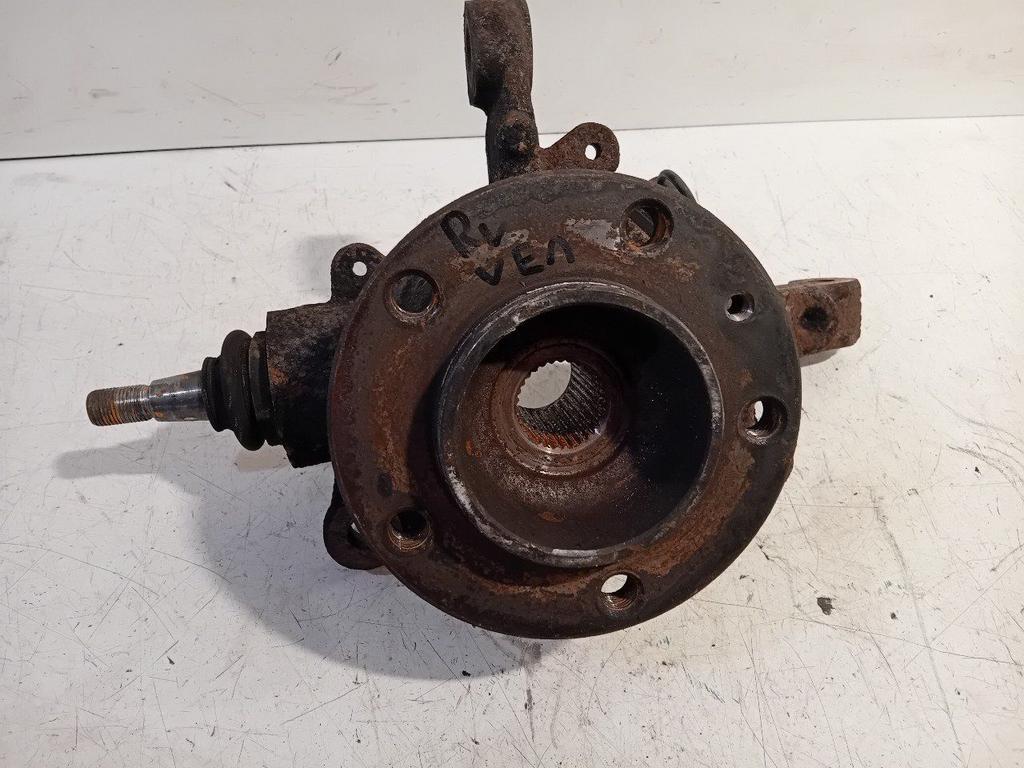 Wielnaaf rechts voor Renault Master, Auto-onderdelen, Ophanging en Onderstel, Onderdelen@venauto.nl, Van der Ven Autorecycling B.V.