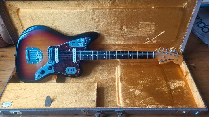 Fender American Vintage '62 Jaguar, Muziek en Instrumenten, Snaarinstrumenten | Gitaren | Elektrisch, Zo goed als nieuw, Solid body